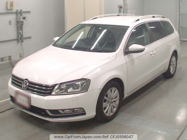 volkswagen passat-variant 2011 -VOLKSWAGEN--VW Passat Variant 3CCAX-WVWZZZ3CZCE054354---VOLKSWAGEN--VW Passat Variant 3CCAX-WVWZZZ3CZCE054354- image 1