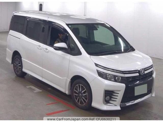 toyota voxy 2017 quick_quick_DBA-ZRR85W_0072169 image 1