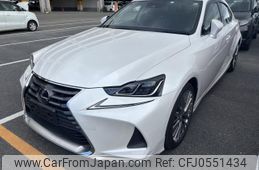 lexus is 2017 quick_quick_DAA-AVE30_AVE30-5061042