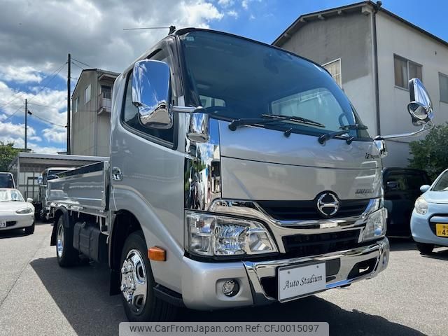 hino dutro 2018 GOO_NET_EXCHANGE_1002247A30240705W001 image 1