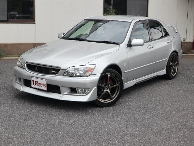 Used TOYOTA ALTEZZA 2002/Mar CFJ8976021 in good condition for sale