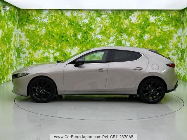 mazda mazda3-fastback 2023 quick_quick_BPFJ3R_BPFJ3R-100433 image 2