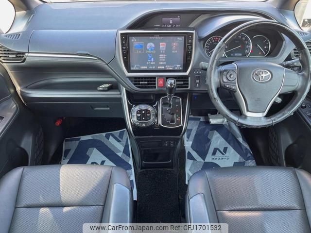 toyota esquire 2014 CFJ1701532 image 2