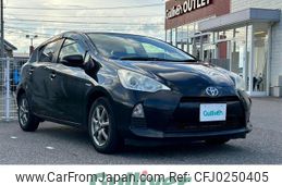 toyota aqua 2013 -TOYOTA--AQUA DAA-NHP10--NHP10-2270122---TOYOTA--AQUA DAA-NHP10--NHP10-2270122-