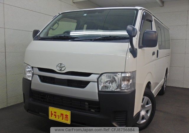 toyota hiace-van 2020 REALMOTOR_N9022110002F-90 image 1