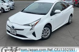 toyota prius 2016 -TOYOTA--Prius ZVW55--8022774---TOYOTA--Prius ZVW55--8022774-