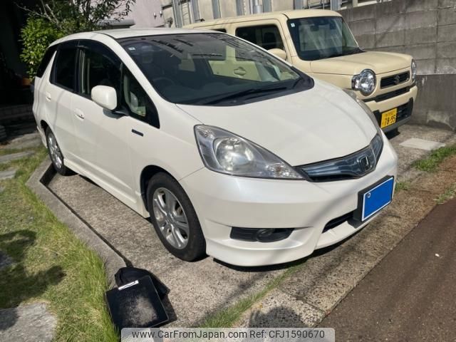 honda fit-shuttle 2013 CFJ1590670 image 1