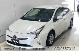 toyota prius 2018 -TOYOTA--Prius ZVW55-8059364---TOYOTA--Prius ZVW55-8059364-