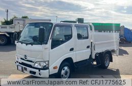 hino dutro 2024 CFJ1775625