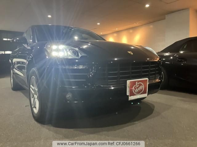 porsche macan 2018 quick_quick_ABA-J1H1_95ZLB06242 image 2