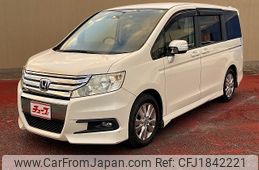 honda stepwagon 2009 CFJ1842221