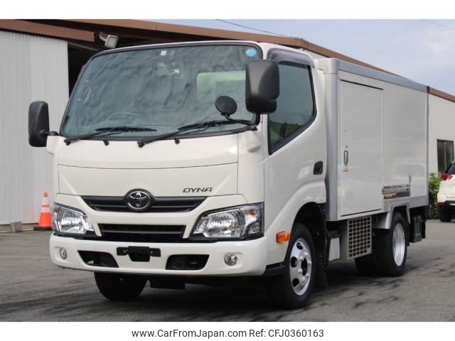 toyota dyna-truck 2018 -TOYOTA--Dyna LDF-KDY231--KDY231-8032092---TOYOTA--Dyna LDF-KDY231--KDY231-8032092- image 1