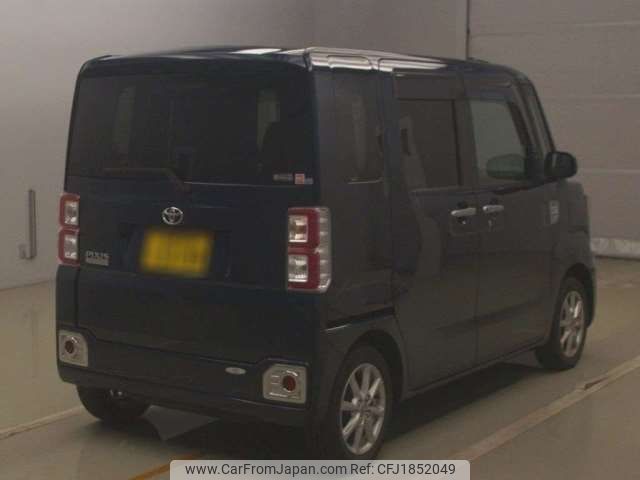 toyota pixis-mega 2021 CFJ1852049 image 2