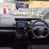 toyota voxy 2012 CFJ1804789 image 2