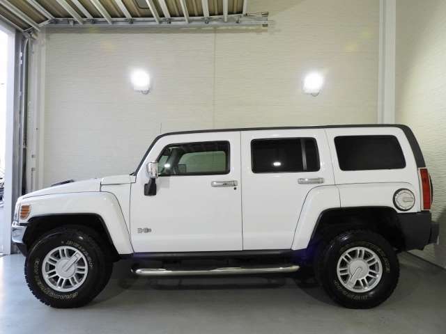 2011 Hummer H2 5GTMNJEE3A8116673 4WD - Car Price $14,892