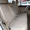 toyota land-cruiser-prado 2019 24341003 image 28