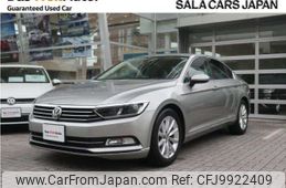 volkswagen passat 2017 -VOLKSWAGEN--VW Passat DBA-3CCZE--WVWZZZ3CZHE140680---VOLKSWAGEN--VW Passat DBA-3CCZE--WVWZZZ3CZHE140680-