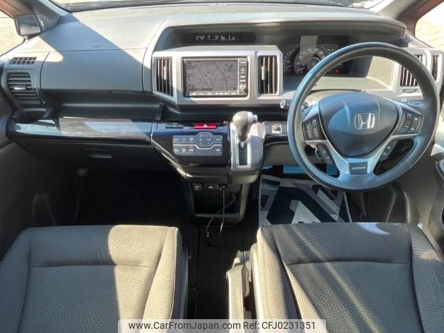 honda stepwagon 2013 -HONDA--Stepwgn DBA-RK5--RK5-1358321---HONDA--Stepwgn DBA-RK5--RK5-1358321- image 2