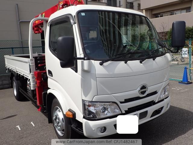 hino dutro 2025 GOO_NET_EXCHANGE_0707934A30250728W002 image 1