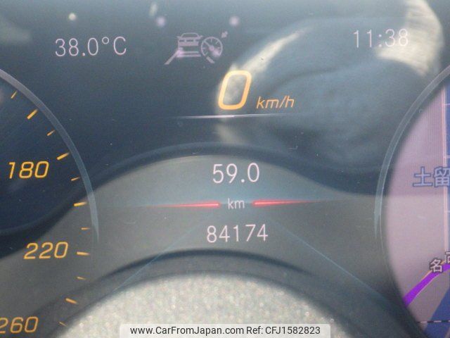 mercedes-benz a-class 2018 CFJ1582823 image 2