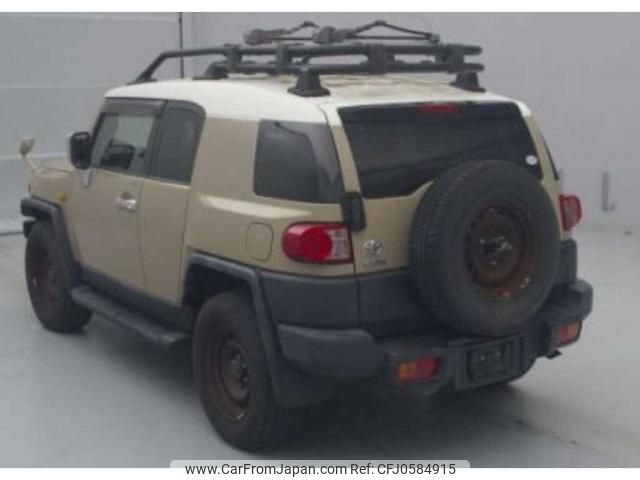 toyota fj-cruiser 2011 quick_quick_CBA-GSJ15W_0112645 image 2