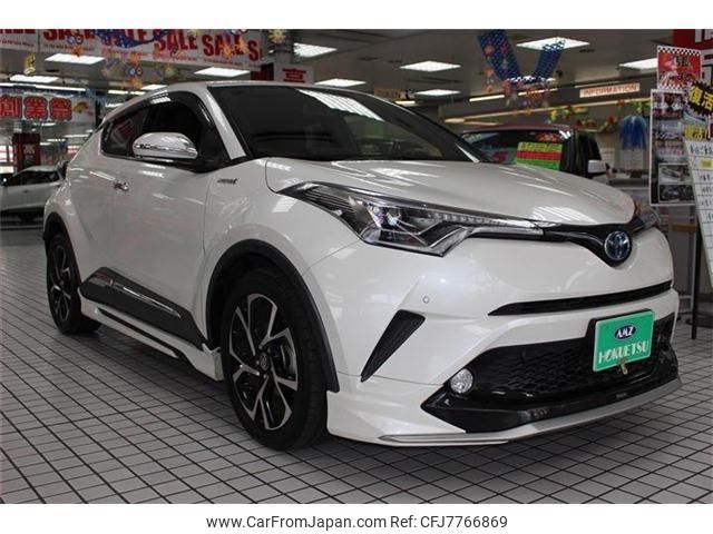 toyota c-hr 2017 quick_quick_DAA-ZYX10_ZYX10-2015687 image 1