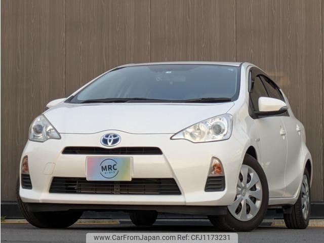 toyota aqua 2012 -TOYOTA--AQUA NHP10--6037400---TOYOTA--AQUA NHP10--6037400- image 1