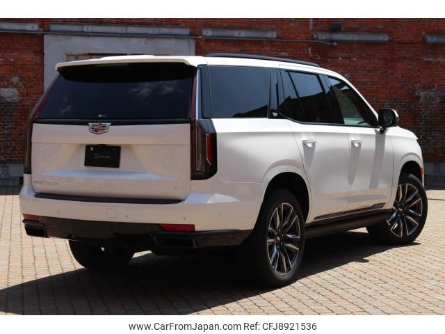 cadillac escalade 2022 quick_quick_7BA-T1UL_1GYS47KL9PR186571 image 2