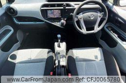 toyota aqua 2013 504928-923070