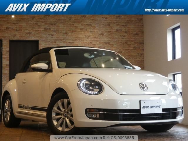 volkswagen the-beetle-convertible 2013 quick_quick_16CBZK_WVWZZZ16ZDM809276 image 1