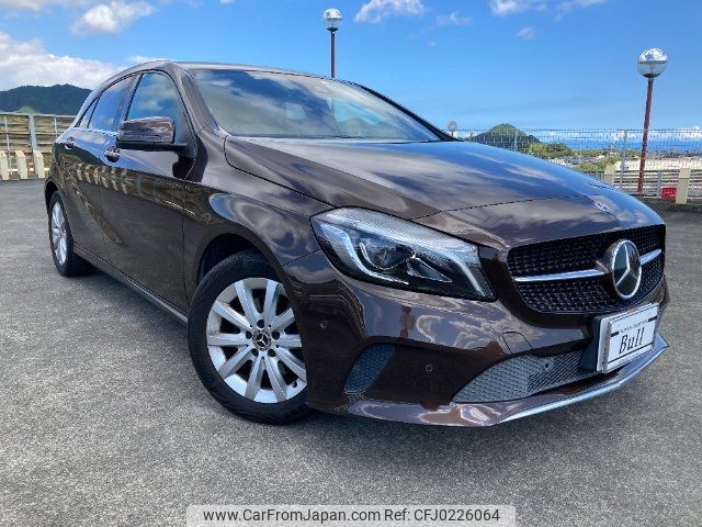 mercedes-benz a-class 2018 -MERCEDES-BENZ 【静岡 330ﾓ1915】--Benz A Class 176042--2J721244---MERCEDES-BENZ 【静岡 330ﾓ1915】--Benz A Class 176042--2J721244- image 1