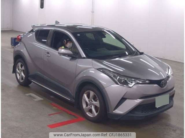 toyota c-hr 2017 CFJ1865331 image 1