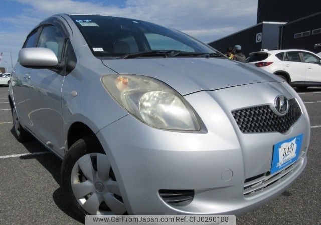 toyota vitz 2005 REALMOTOR_Y2024100015A-21 image 2