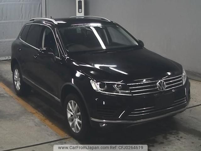 volkswagen touareg 2015 -VOLKSWAGEN--VW Touareg WVGZZZ7PZFD010069---VOLKSWAGEN--VW Touareg WVGZZZ7PZFD010069- image 1