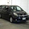 toyota isis 2014 CFJ1709261 image 1