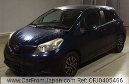 toyota vitz 2013 -TOYOTA--Vitz KSP130-2071450---TOYOTA--Vitz KSP130-2071450-