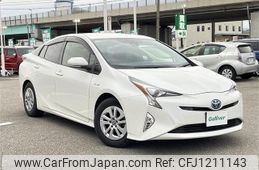 toyota prius 2017 -TOYOTA--Prius DAA-ZVW50--ZVW50-6070009---TOYOTA--Prius DAA-ZVW50--ZVW50-6070009-