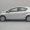 toyota aqua 2018 CFJ1761843 image 11