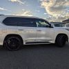 lexus lx 2016 24941001 image 6