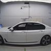 bmw 7-series 2017 quick_quick_LDA-7C30_WBA7C62030G264338 image 6