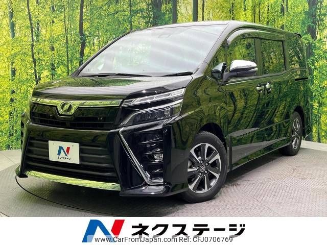 toyota voxy 2018 -TOYOTA--Voxy DBA-ZRR80W--ZRR80-0396444---TOYOTA--Voxy DBA-ZRR80W--ZRR80-0396444- image 1