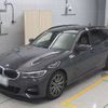 bmw 3-series 2020 -BMW 【滋賀 301み8825】--BMW 3 Series 6L20-WBA6L720X0FK08405---BMW 【滋賀 301み8825】--BMW 3 Series 6L20-WBA6L720X0FK08405- image 1