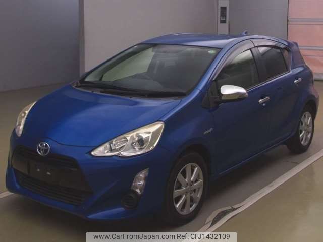 toyota aqua 2016 CFJ1432109 image 1
