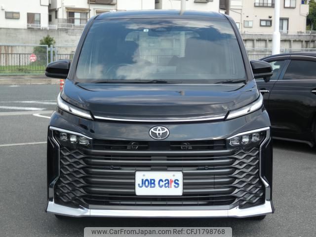 toyota voxy 2022 CFJ1798768 image 1