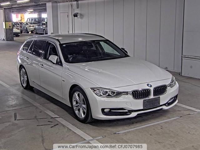 bmw 3-series 2014 quick_quick_DBA-3B20_WBA3G72040KW09494 image 1