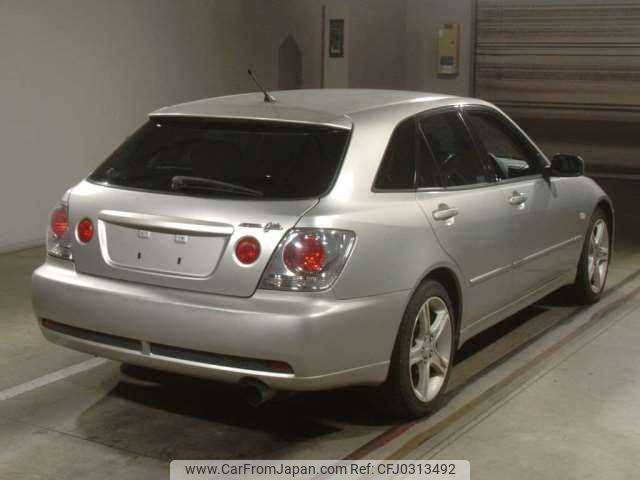 toyota altezza-gita 2001 TE900 image 1