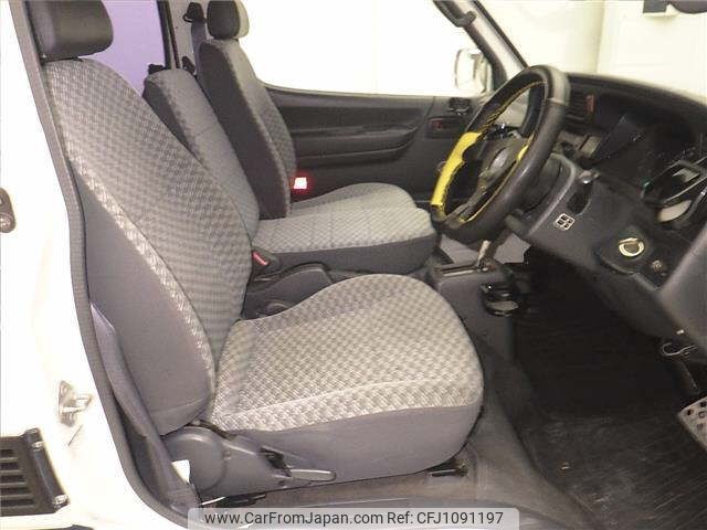 2004 Toyota Hiace Van LH178V - Car Price $10,700