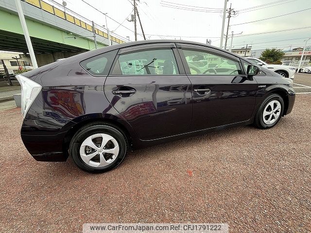 toyota prius 2014 CFJ1791222 image 2