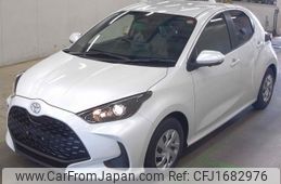 toyota yaris 2025 CFJ1682976