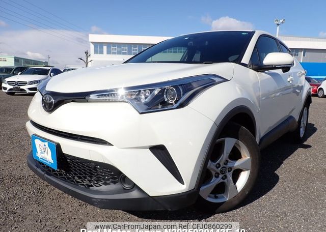 toyota c-hr 2018 N2025020143F-10 image 1